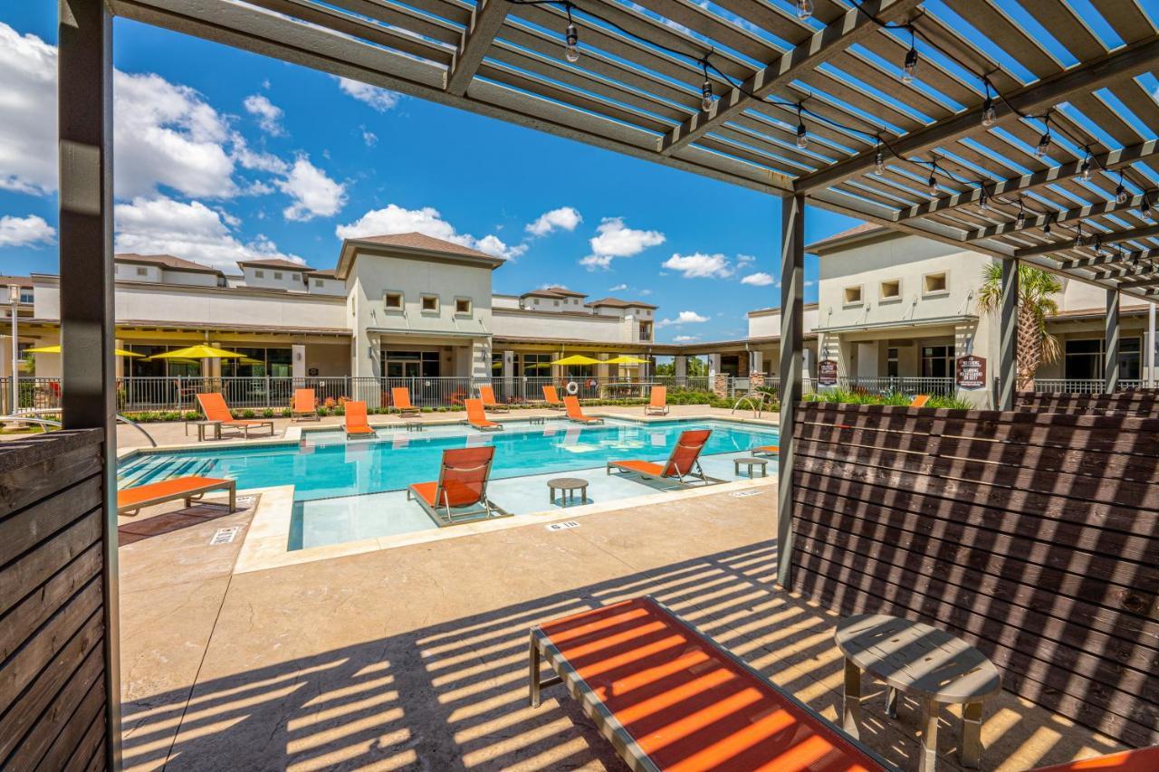 דירות Leander Luxe 3B/2B Getaway - Pool, Gym, Parking, Pet Wash מראה חיצוני תמונה